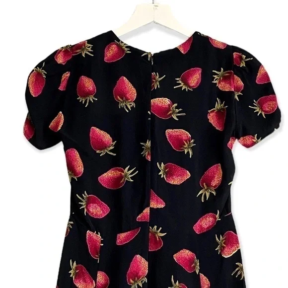 Reformation Koa mini dress, strawberry, size 2P - Picture 8 of 15